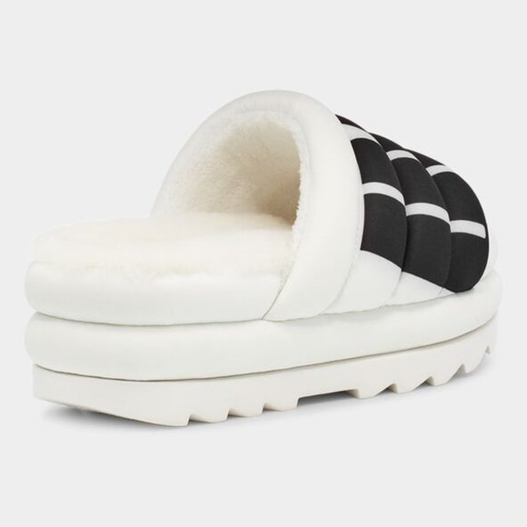 UGG Maxi Slide Logo Sandal. New! - Picture 5 of 11